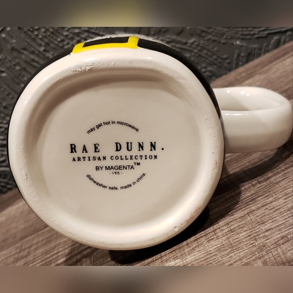 Rae Dunn Christmas Magic Belt XL Ceramic Mug BRAND NEW - Picture 4 of 4